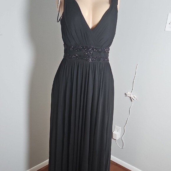 Alex Evenings Black Pleated Embellished Gown - Picture 5 of 6